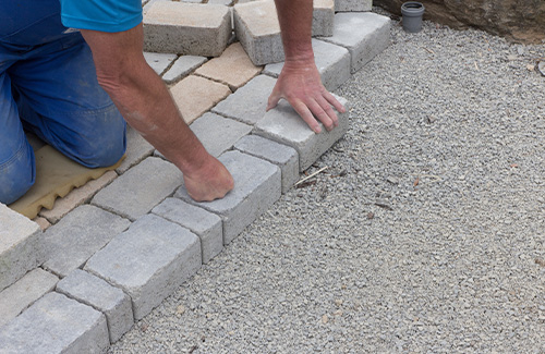 Pose de pavés à Maubeuge